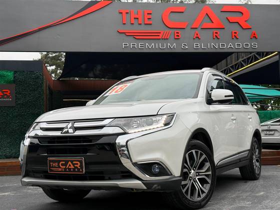 MITSUBISHI OUTLANDER 2.0 COMFORT 16V GASOLINA 4P AUTOMÁTICO MITSUBISHI OUTLANDER 2.0 COMFORT 16V GASOLINA 4P AUTOMÁTICO